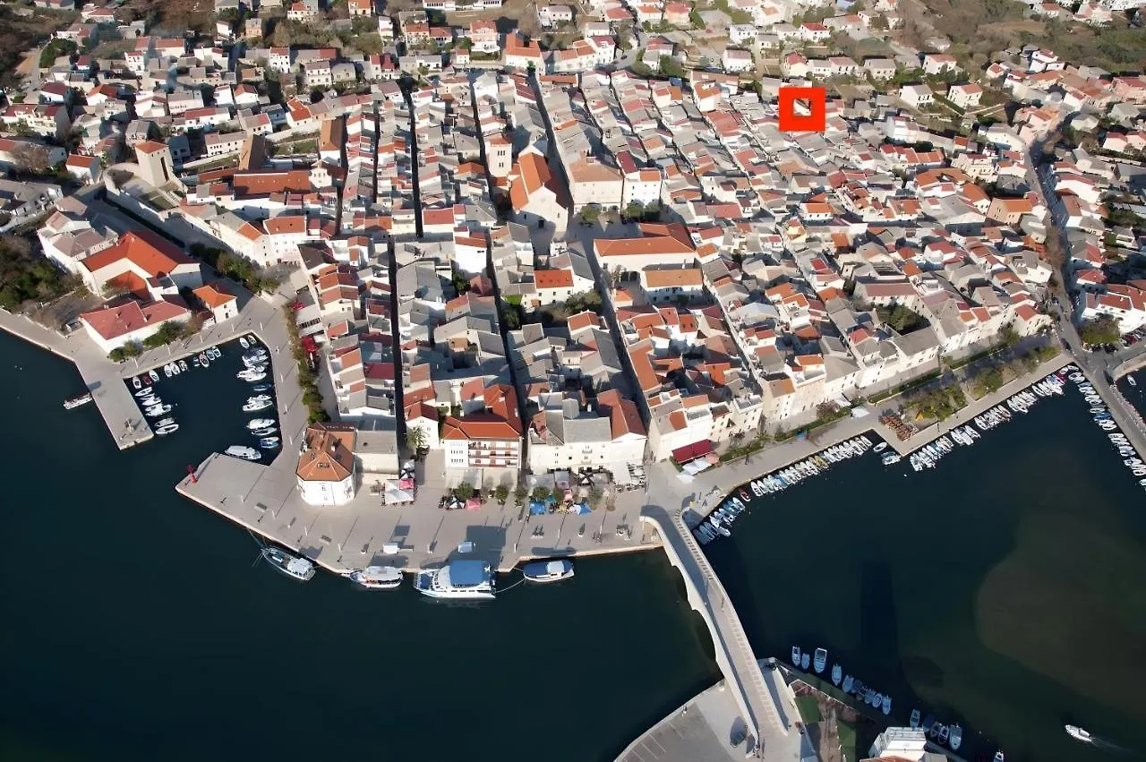 Amazingpag - Boutique Home In Center, Terrace & Parking Pag Town 0*,