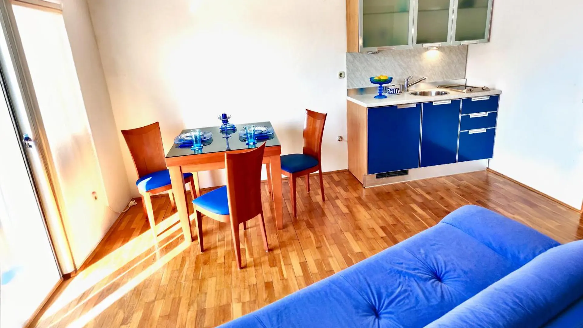 Villa Amazingpag - Boutique Home In Center, Terrace & Parking Pag Town